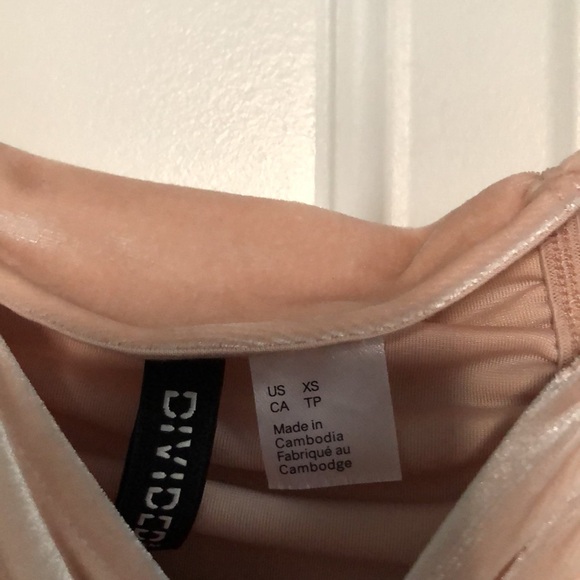 Velvet Ruched Crop Top - Picture 8 of 8